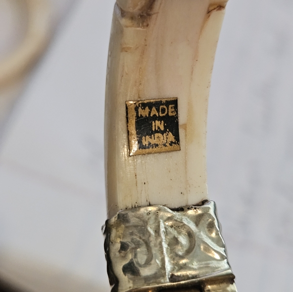 Vintage Silver & Resin Hinged Cuff Braclet With Lapis Stone Inlay. - Picture 2 of 16